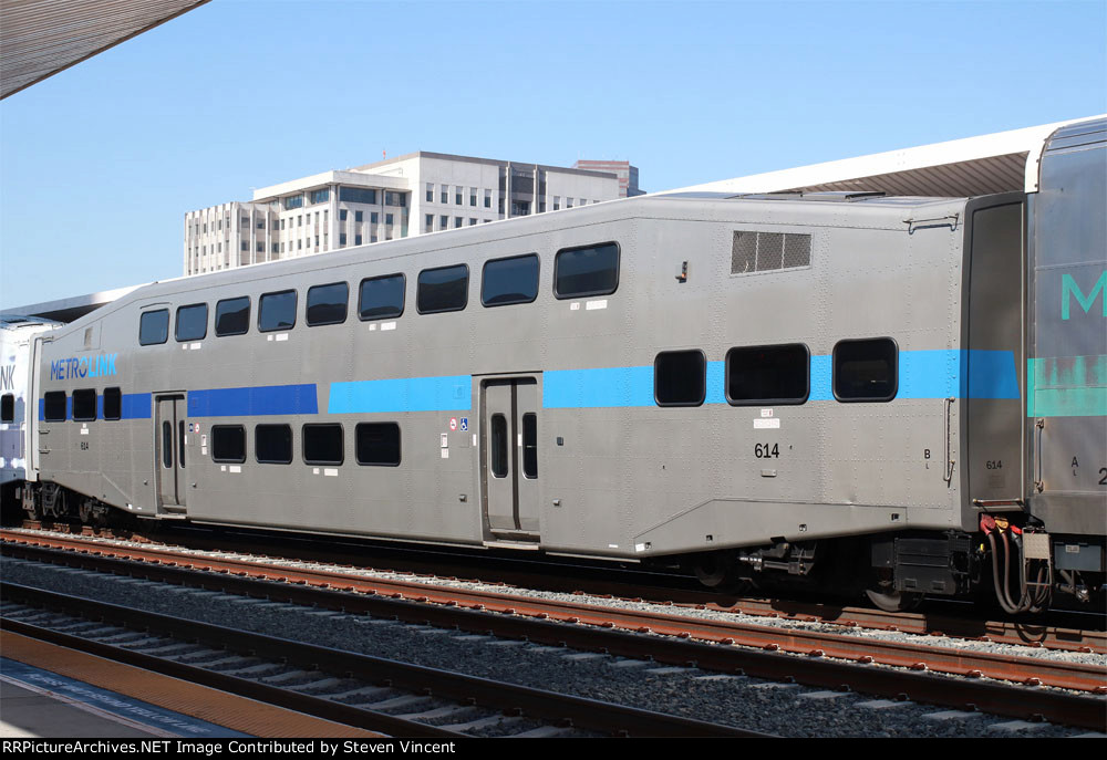 Metrolink former cabcar #614 after overhaul at Talgo. here in newest paint scheme